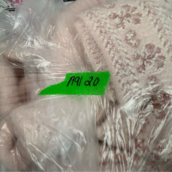 Ganpati sweater soft fuzzy furry Pale Pink Floral-Applique Crewneck Sweater - Picture 10 of 10